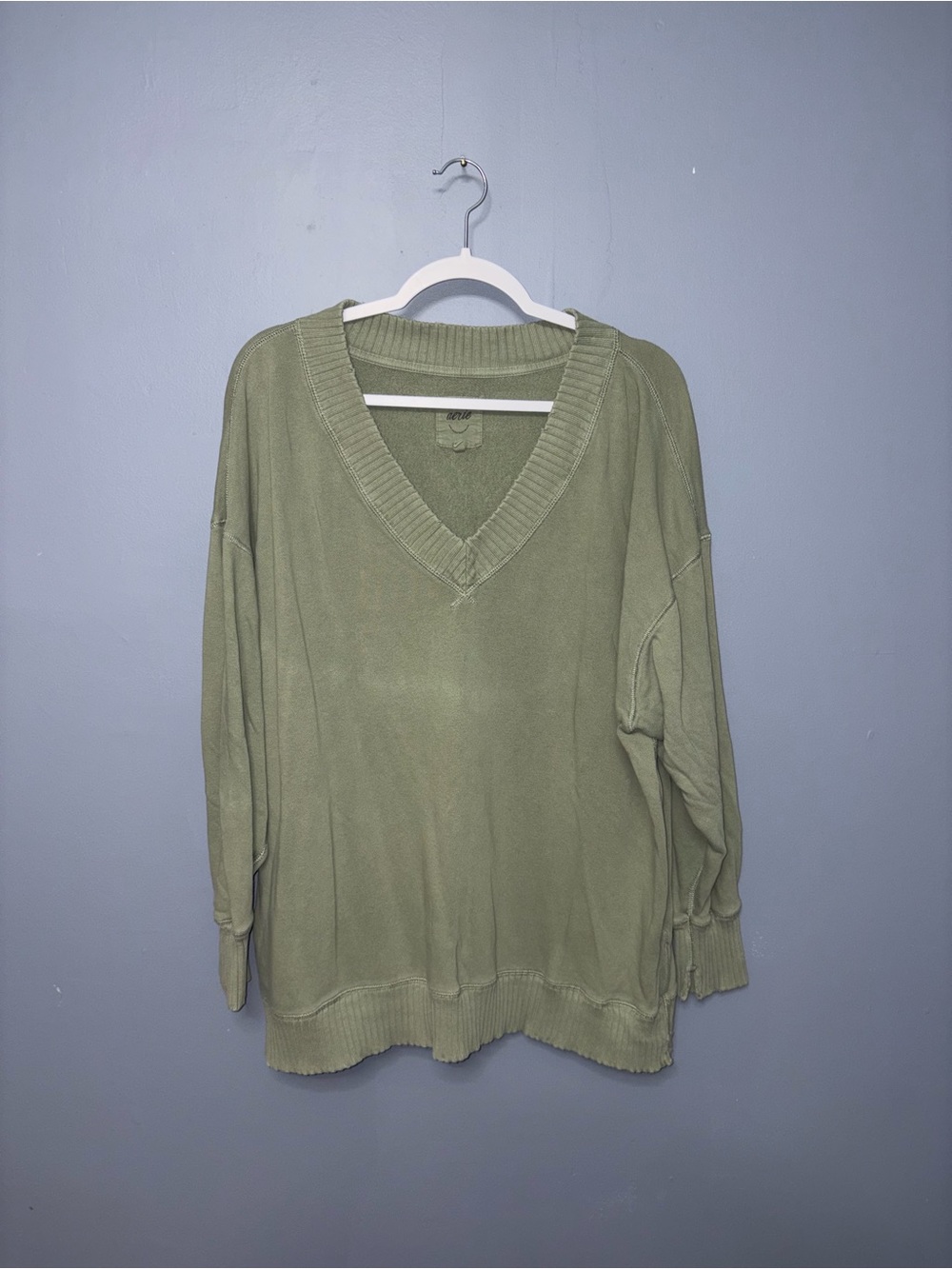 Aerie | Green Sweater | Size Medium